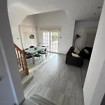 Hébergement de vacances Casa Tranquila Cerca Del Mar 3 Dobles, 6 Pax Roda de Bará