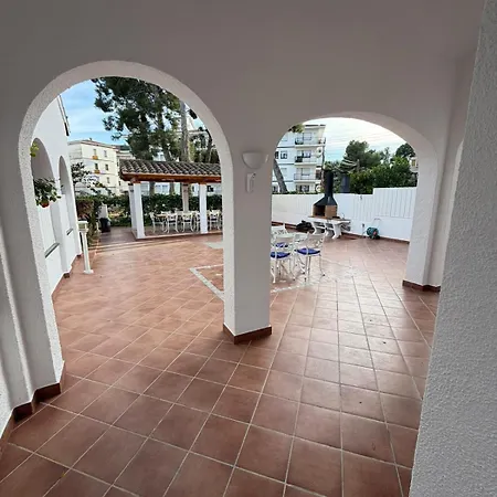 Casa Tranquila Cerca Del Mar 3 Dobles, 6 Pax Roda de Bará