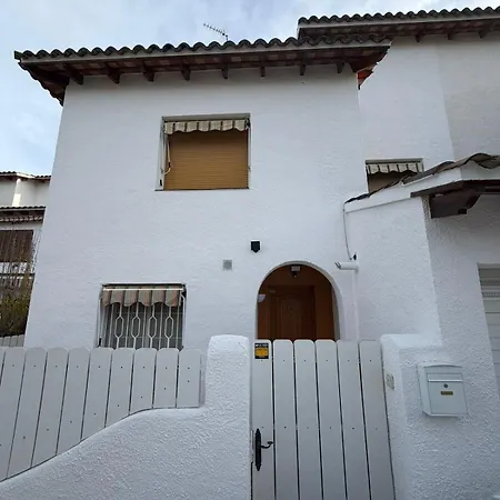 Casa Tranquila Cerca Del Mar 3 Dobles, 6 Pax